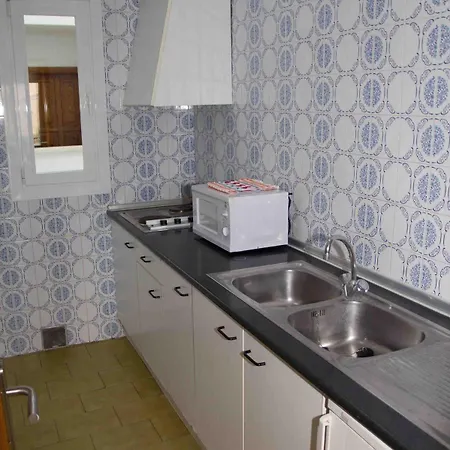 Charlys Hotel